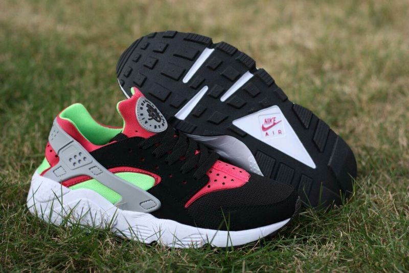 red and green huaraches