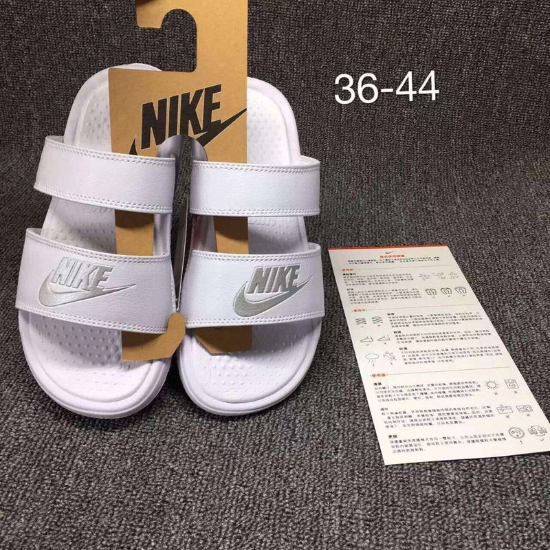 Nike Benassi White Silver Sandal