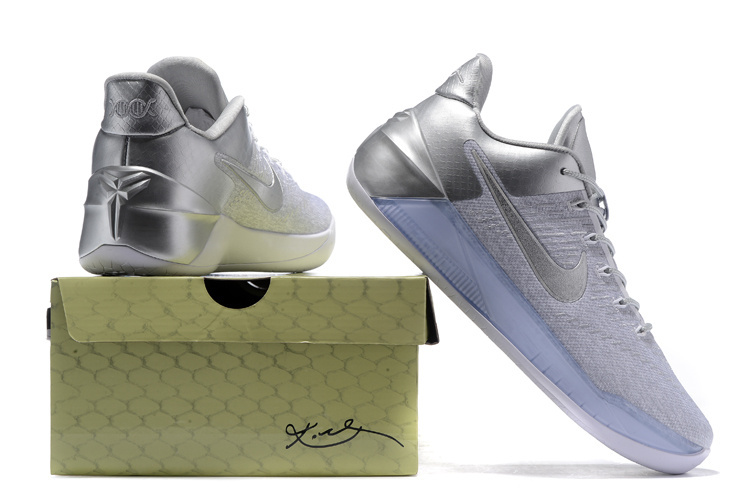 kobe bryant silver shoes